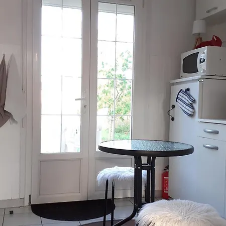 Maison Au Calme Avec Jardin Clos * Caen